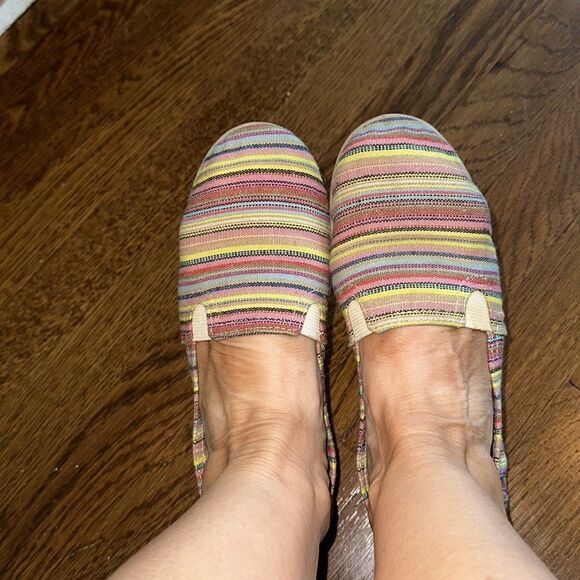 Airwalk multi colored striped flat espadrilles - Picture 2 of 5
